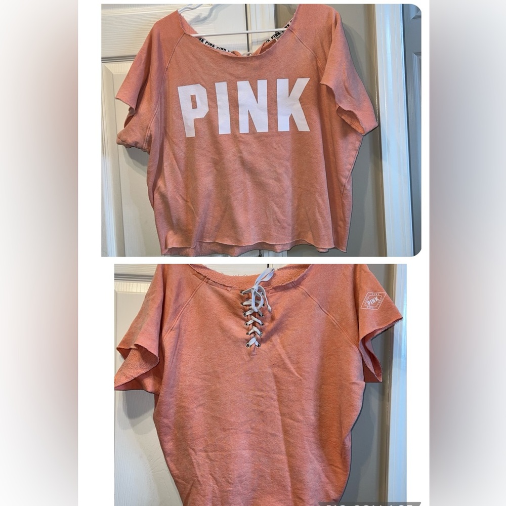 Women’s cropped Victorias Secret PINK t-shirt size large